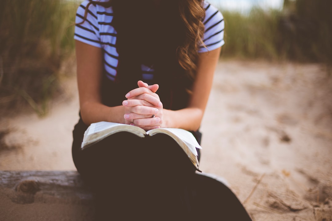 Photo Praying hands